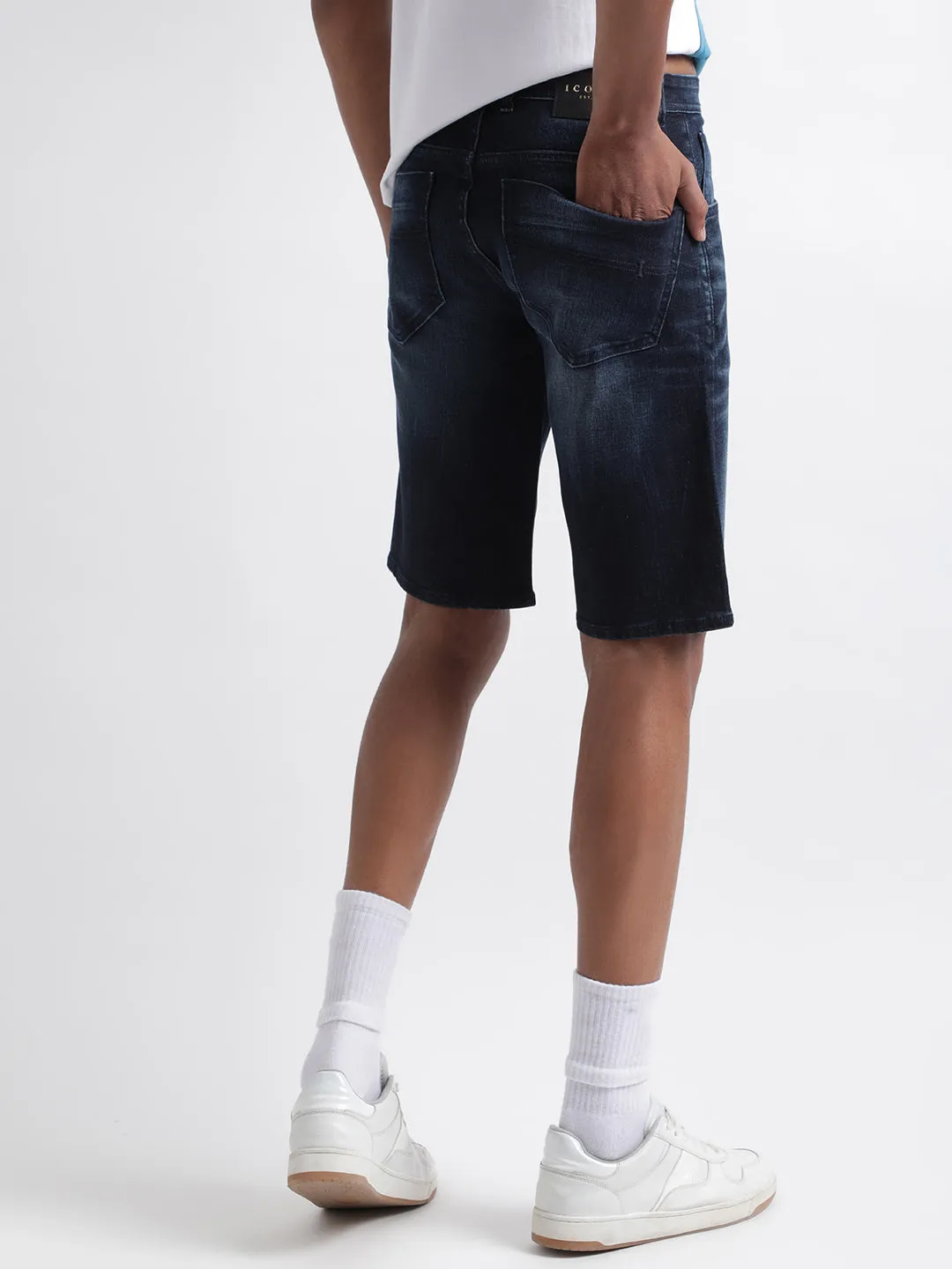 Iconic Men Blue Solid Regular Fit Mid-Rise Shorts