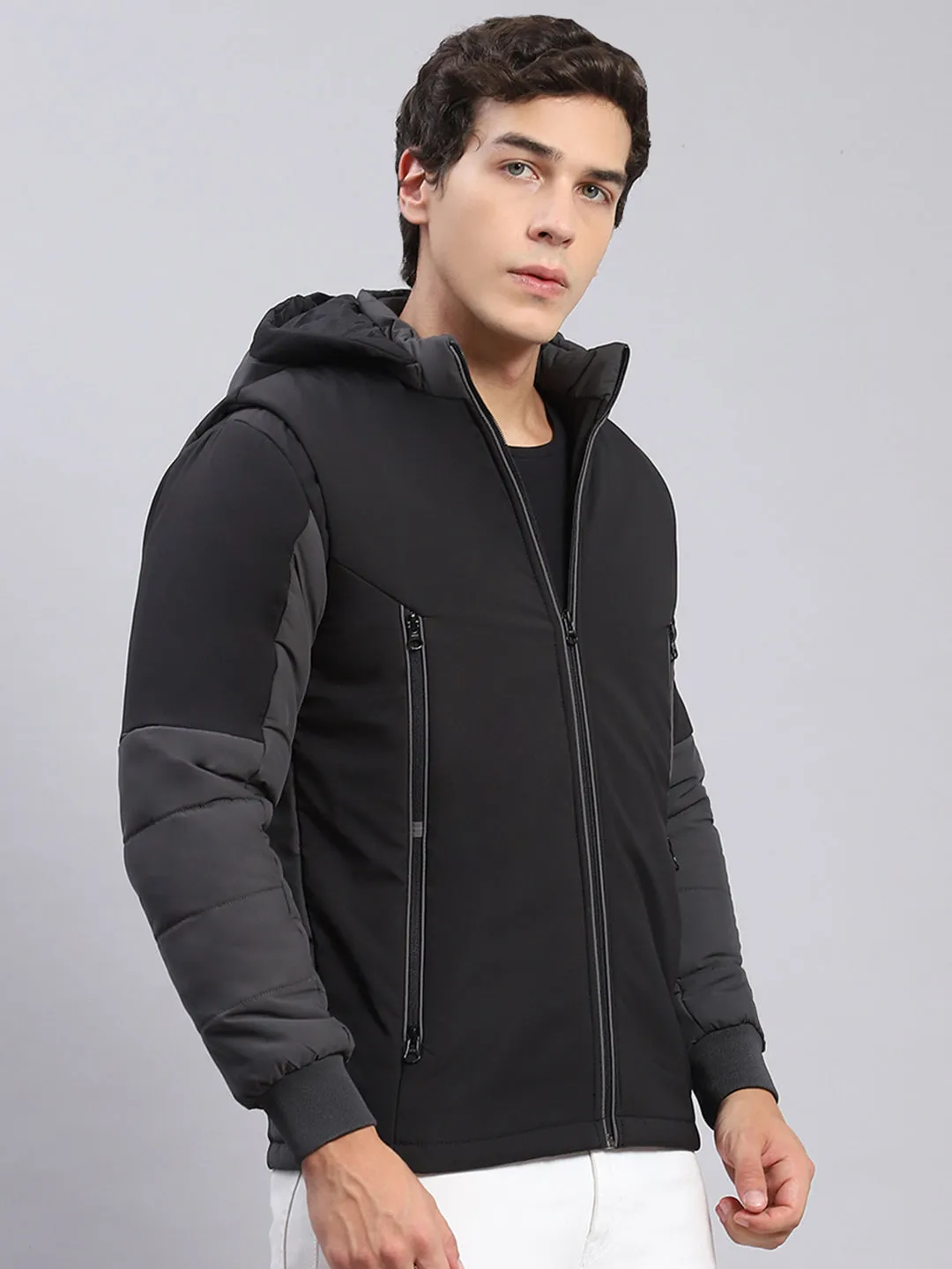 Men Black Solid Hooded Full Sleeve Jackets