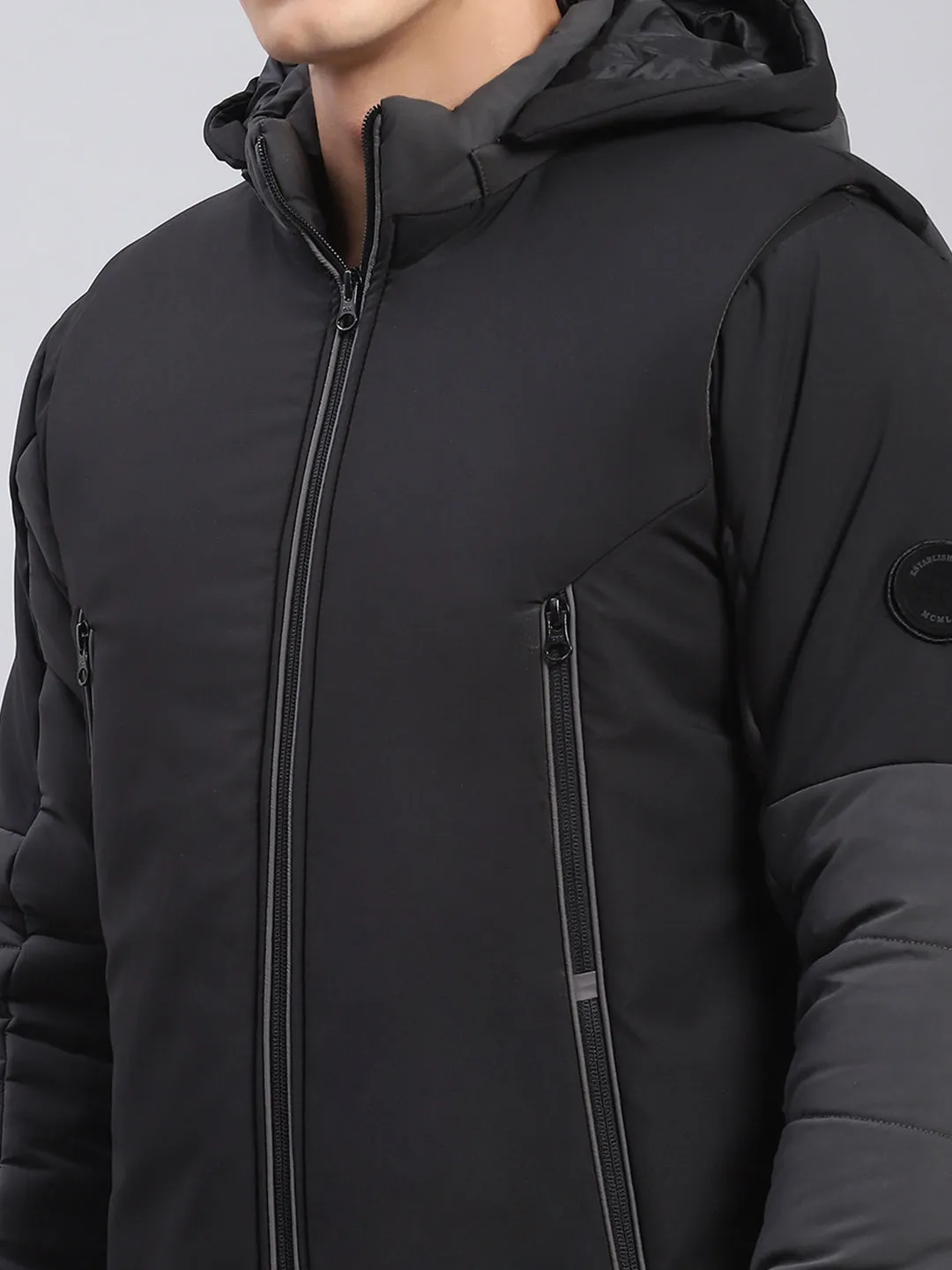 Men Black Solid Hooded Full Sleeve Jackets