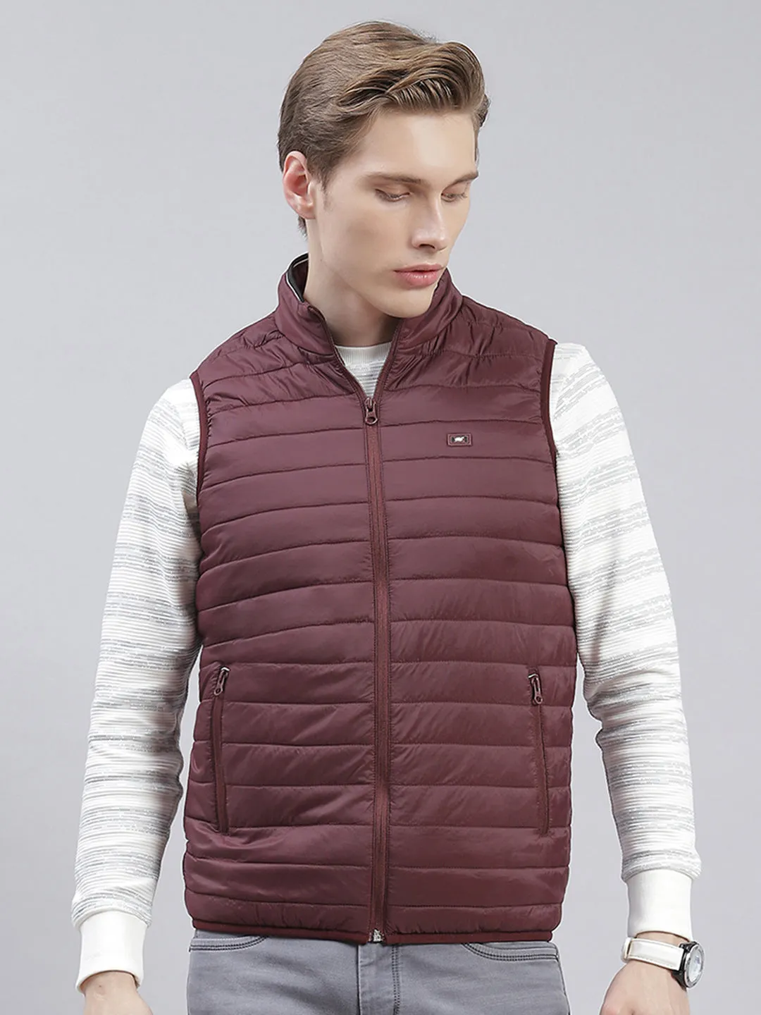 Men Maroon Solid Stand Collar Sleeveless Jackets