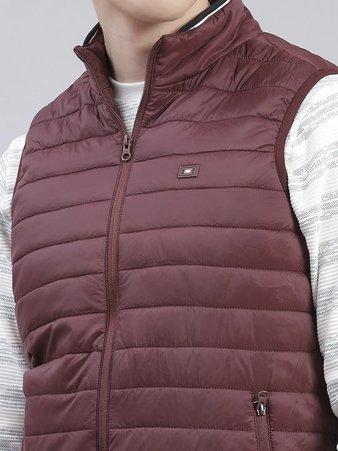 Men Maroon Solid Stand Collar Sleeveless Jackets