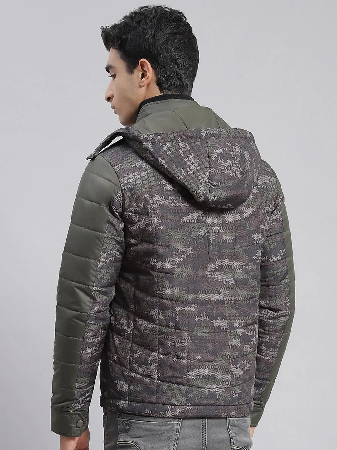 Men Olive Printed Hooded Full Sleeve Jackets